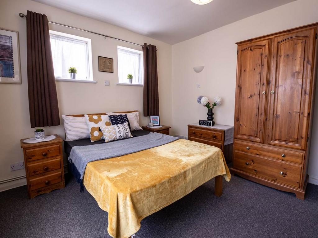 71beaconsfieldflat1-