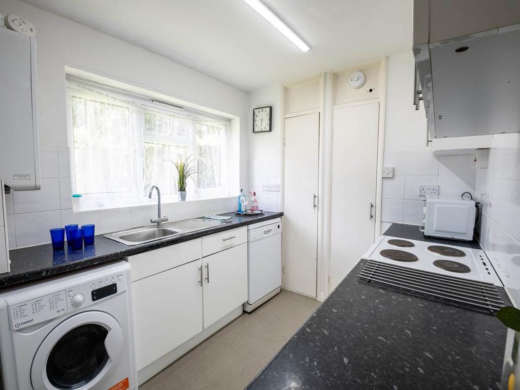 71beaconsfieldflat1