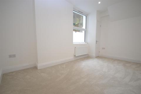 2 bedroom flat to rent, Preston Road, Brighton