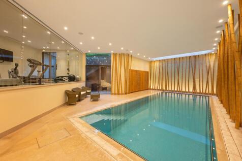 85138 house goodyers gardens london greater londo