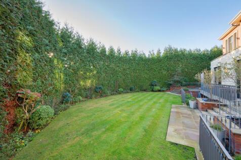 85138 house goodyers gardens london greater londo