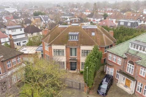 85138 house goodyers gardens london greater londo