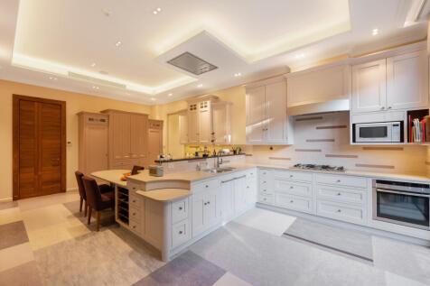 85138 house goodyers gardens london greater londo