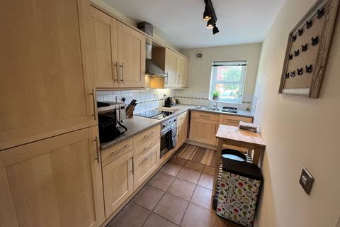 2 bedroom apartment to rent, Swindon Road, Stratton St. Margaret SN3