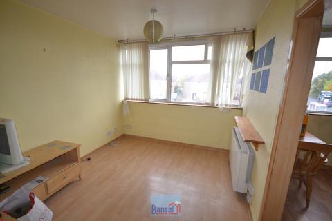 2 bedroom flat for sale, Greyfriars Court, Sadler Road, CV6