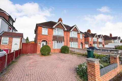 3 bedroom semi-detached house to rent - Kenilworth Avenue, Reading, RG30