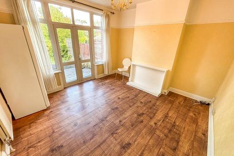 undefined, Kenilworth Avenue, Reading, RG30