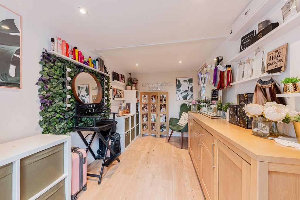Garage / Studio (1)