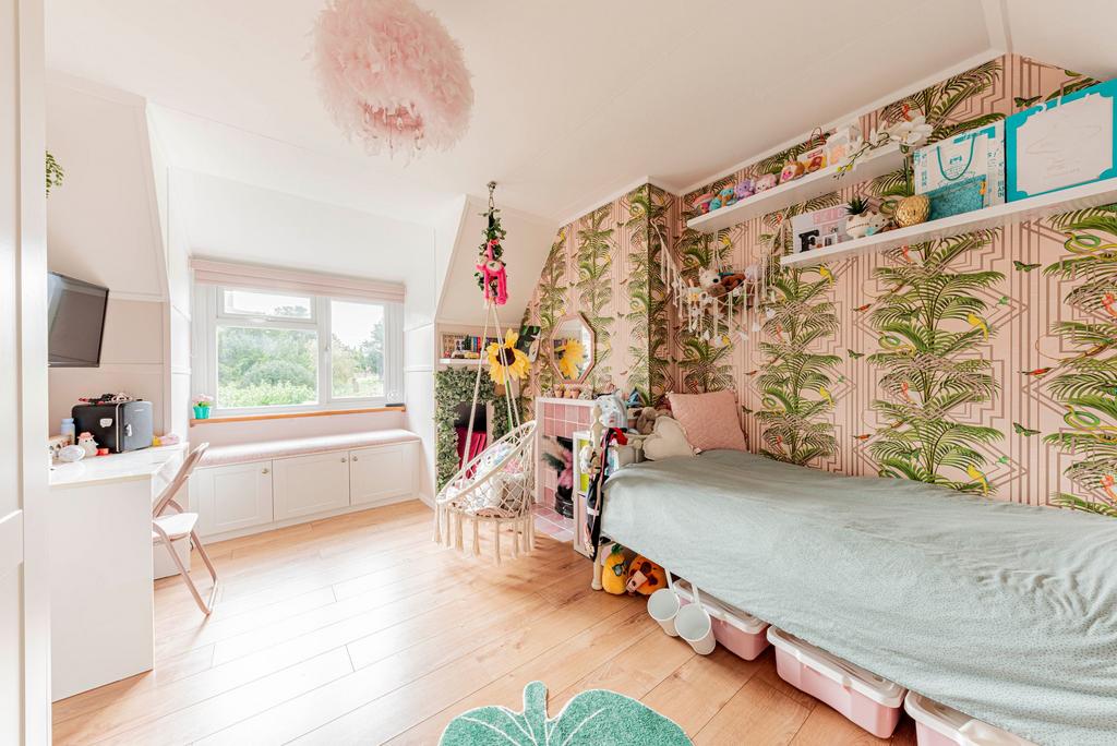 Bedroom Two (2)