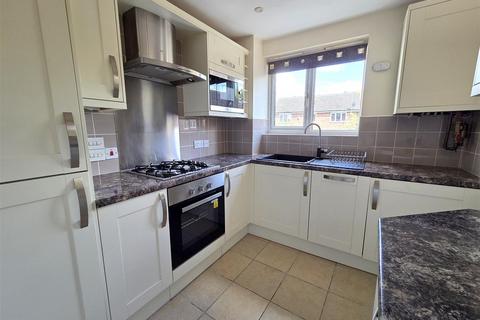 2 bedroom apartment to rent, Evergreen Way, Stourport-On-Severn