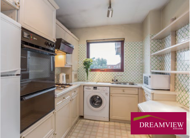 85138 house heathside corner finchley road and we