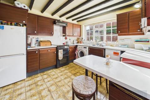 3 bedroom detached house for sale, High Street, Great Glen, Leicestershire