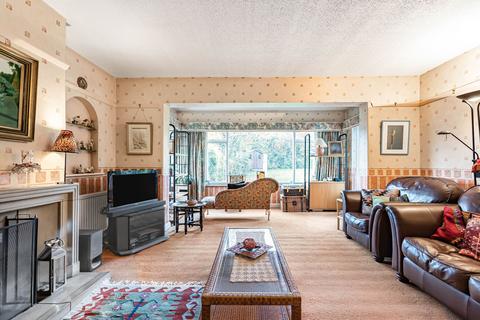 5 bedroom detached house for sale, Bluebridge Avenue, Brookmans Park, AL9