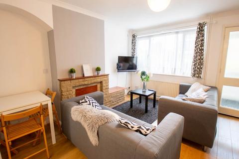 Bramshaw Road, Canterbury, Kent