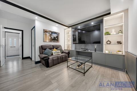 undefined, Greenway, Dagenham RM8