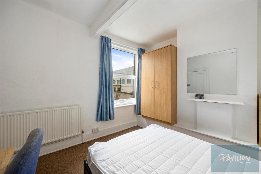 Coombe Road, 26 A-010.JPG