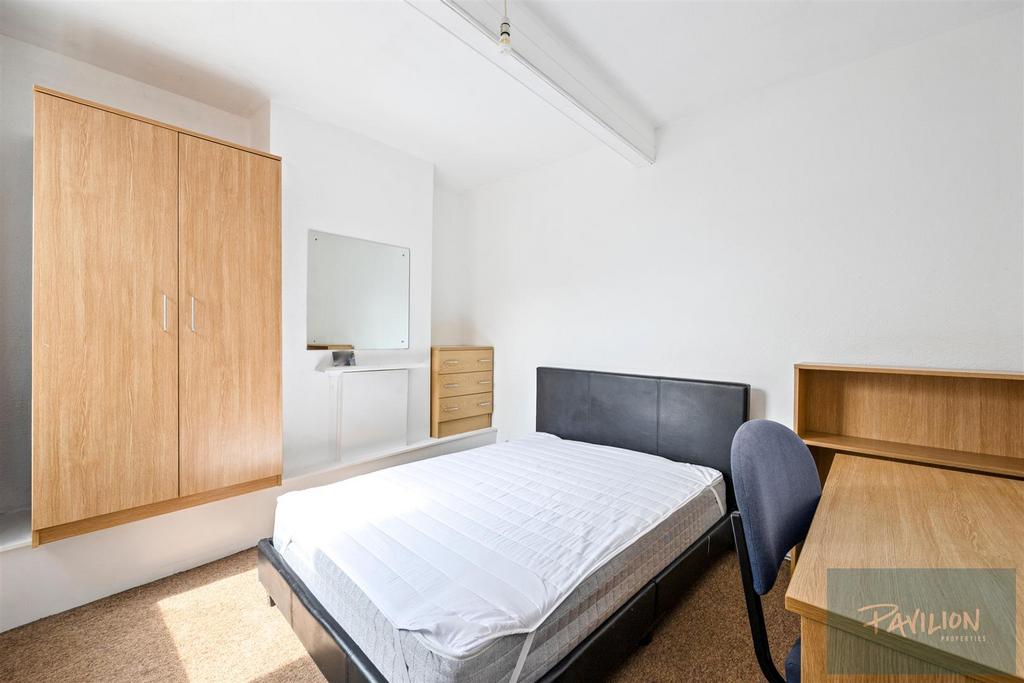 Coombe Road, 26 A-004.JPG