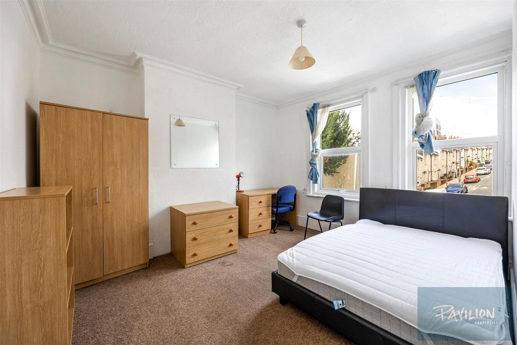 Coombe Road, 26 A-001.JPG