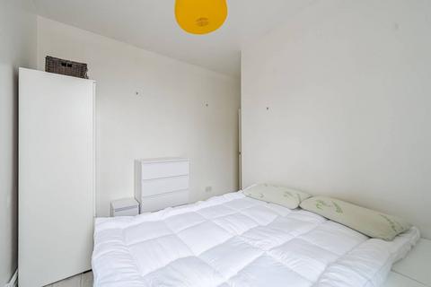 undefined, Hampden Road, Turnpike Lane, London, N8