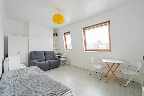 undefined, Hampden Road, Turnpike Lane, London, N8