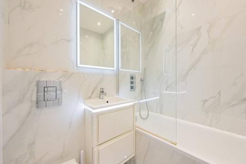 undefined, Milton Park, N6, Highgate, London, N6