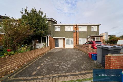 3 bedroom terraced house for sale, New Heston Road, Hounslow, TW5