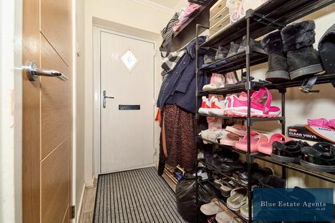3 bedroom terraced house for sale, New Heston Road, Hounslow, TW5