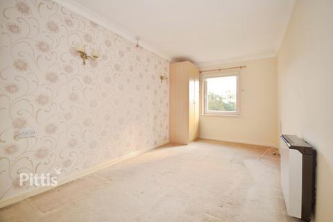 1 bedroom apartment to rent, Mary Rose Avenue Wootton Bridge PO33