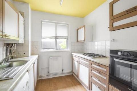 undefined, Birnbeck Court Finchley Road NW11 6BB