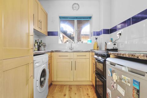1 bedroom apartment for sale, Crouchfield, Chapmore End, SG12