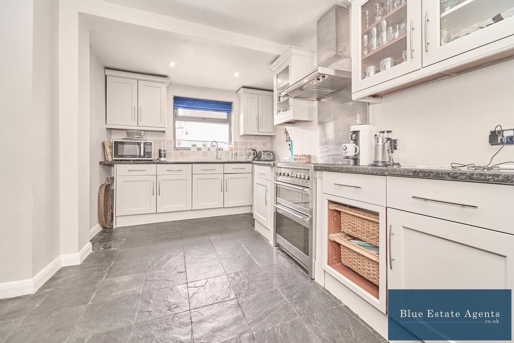 Kitchen &amp; Diner
