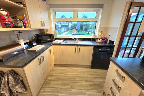 3 bedroom semi-detached house for sale, Beresford Road, Mansfield Woodhouse, NG19