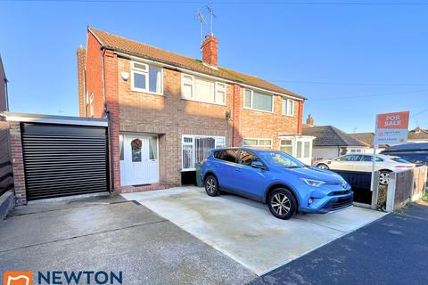 3 bedroom semi-detached house for sale, Beresford Road, Mansfield Woodhouse, NG19
