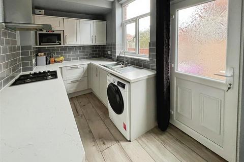 3 bedroom semi-detached house for sale, Whitchurch Road, Shrewsbury