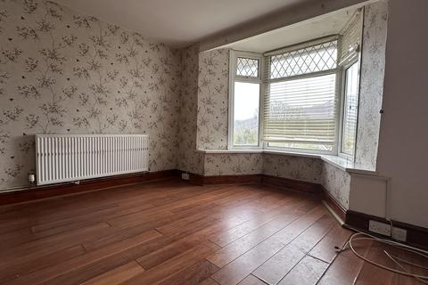 3 bedroom end of terrace house for sale, Commercial Street, Ystalyfera, Neath Port Talbot.