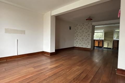3 bedroom end of terrace house for sale, Commercial Street, Ystalyfera, Neath Port Talbot.