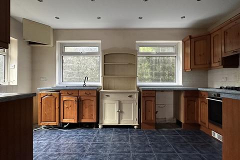 3 bedroom end of terrace house for sale, Commercial Street, Ystalyfera, Neath Port Talbot.