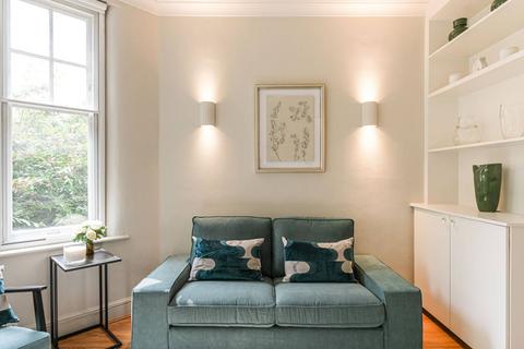 2 bedroom flat to rent, Kings Road, Chelsea, London, SW3