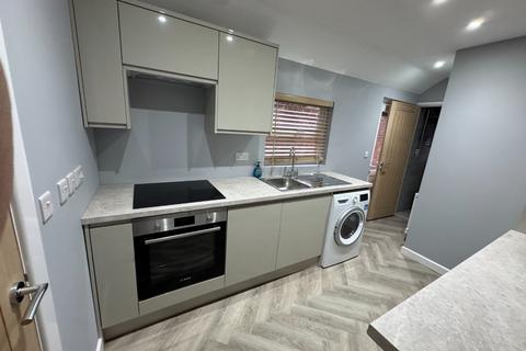 undefined, Essex Street, Reading, Berkshire, RG2 0EH