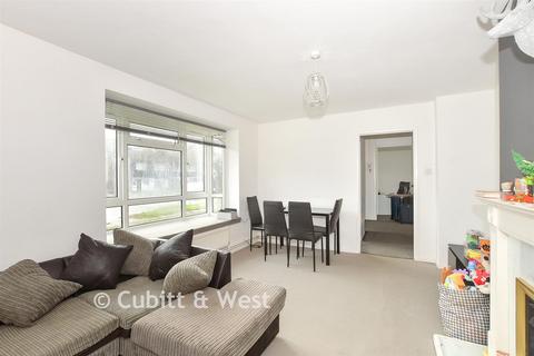 2 bedroom ground floor flat for sale, Boswell Road, Tilgate, Crawley, West Sussex