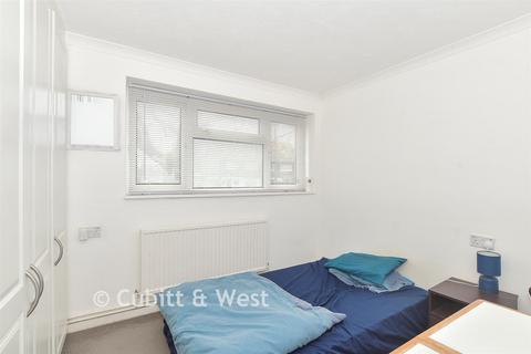 2 bedroom ground floor flat for sale, Boswell Road, Tilgate, Crawley, West Sussex