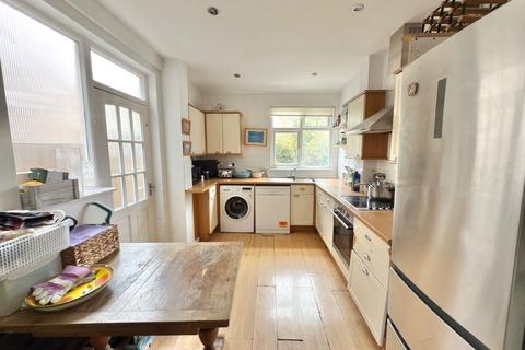 3 bedroom semi-detached house for sale, Headstone Lane, Harrow HA2