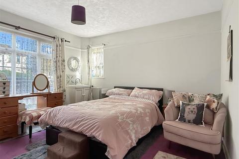 3 bedroom detached bungalow for sale, Highbury Road, Barnstaple EX32