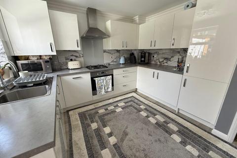 undefined, Dickens Close, Northampton NN3