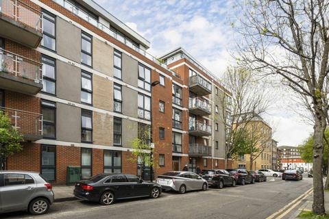 2 bedroom flat to rent, Greatorex Street, London E1