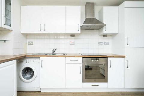 2 bedroom flat to rent, Greatorex Street, London E1