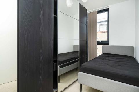 2 bedroom flat to rent, Greatorex Street, London E1