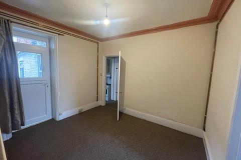 1 bedroom ground floor flat to rent, Sheppard Street, Swindon SN1