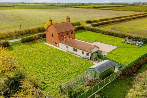 undefined, Linga Lane, Bassingham, Lincoln, Lincolnshire, LN5