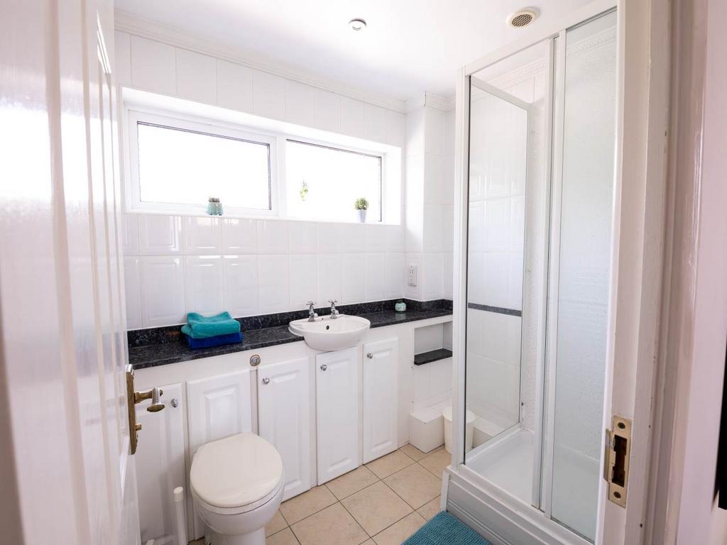 3brockenhurst studen